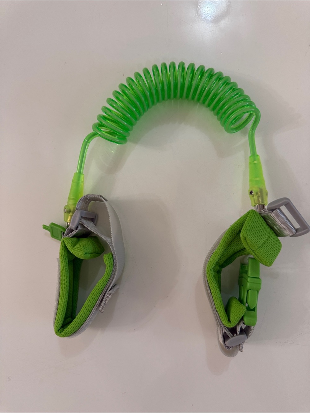 Green Elastic Safety Leash / Harness for Kids